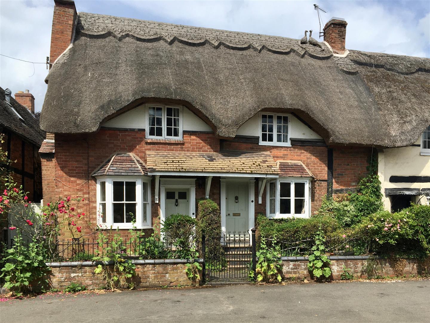 Chestnut Square, Wellesbourne, Warwickshire Vaughan Reynolds Estate